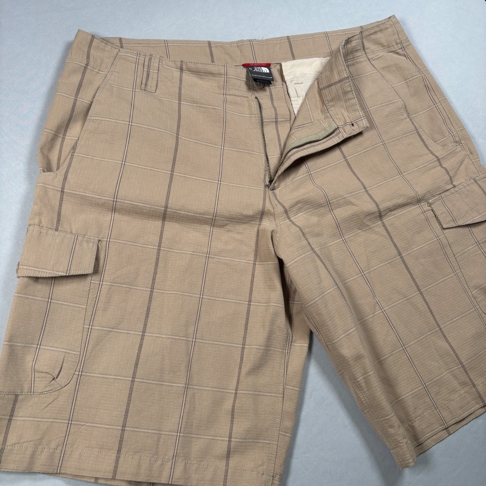 The North Face Cargo Shorts Mens 40 Tan Plaid AXEY Cotton Blend Outdoor Hiking